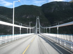 Hardangerfjord tunnel en brug 2016 2