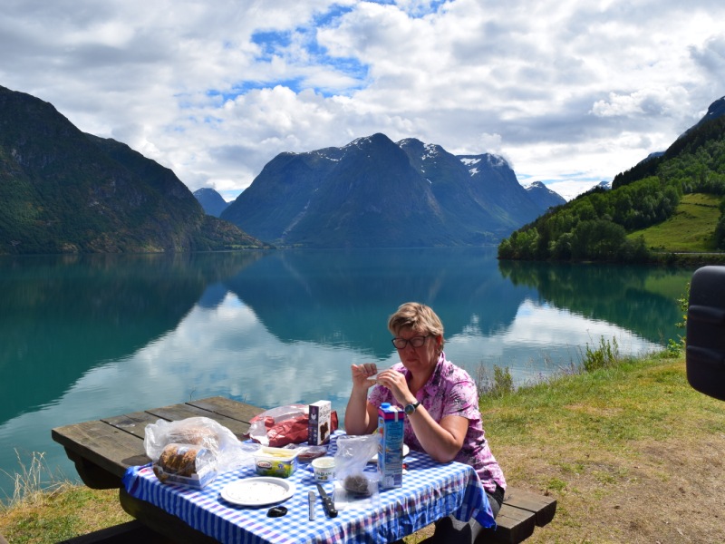 lunch aan het Strynsvatn 2016 1